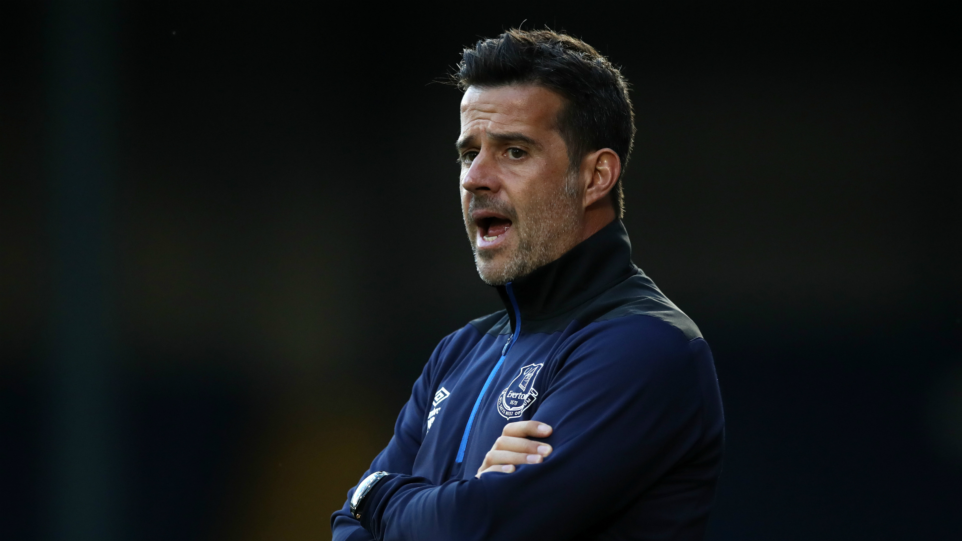 績不佳的主 績不佳的主